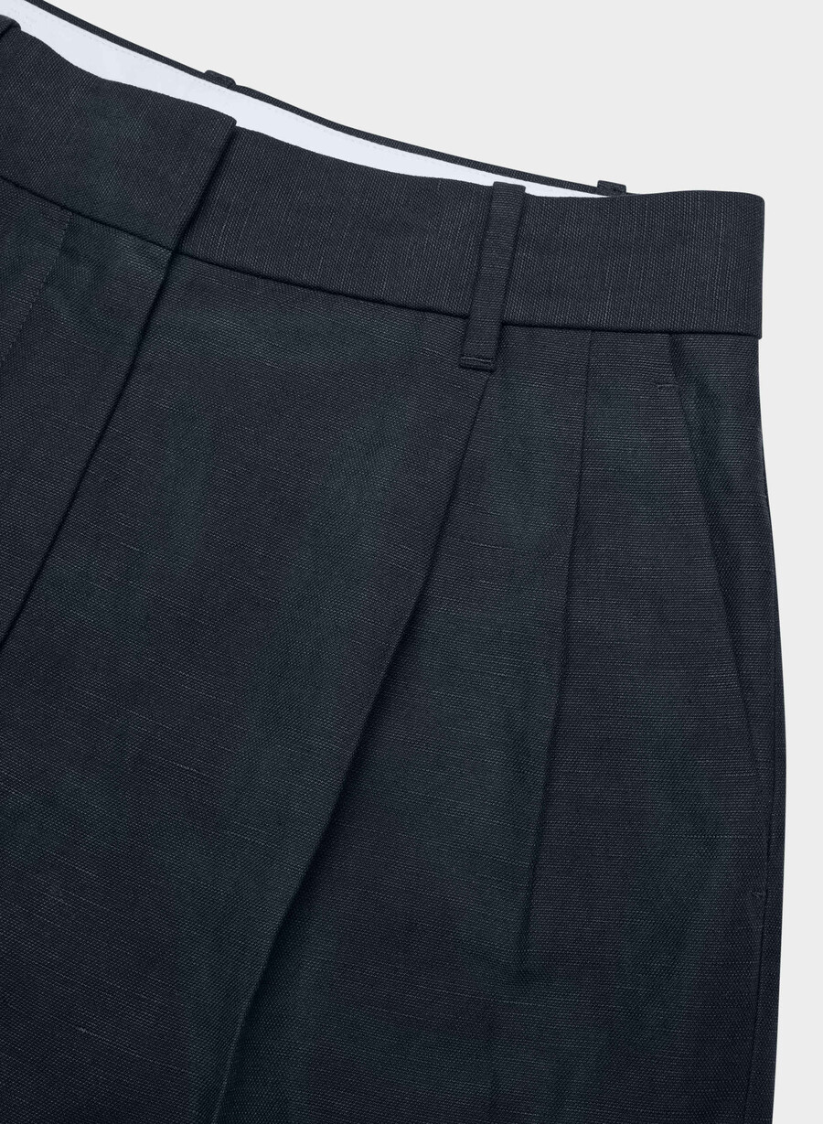 the effortless short curve-fit mini - cruiselinen dark nat navy