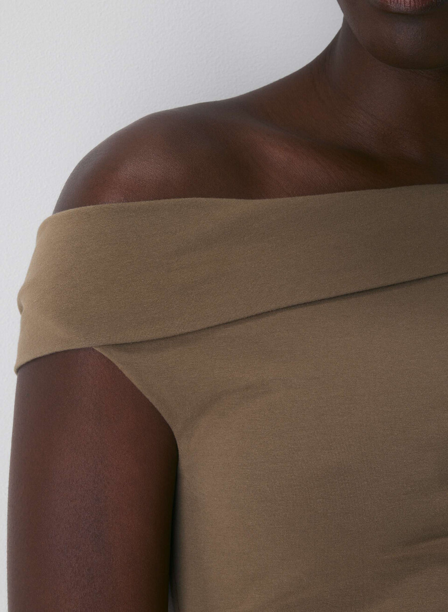 casual contour ravish topp folio brun
