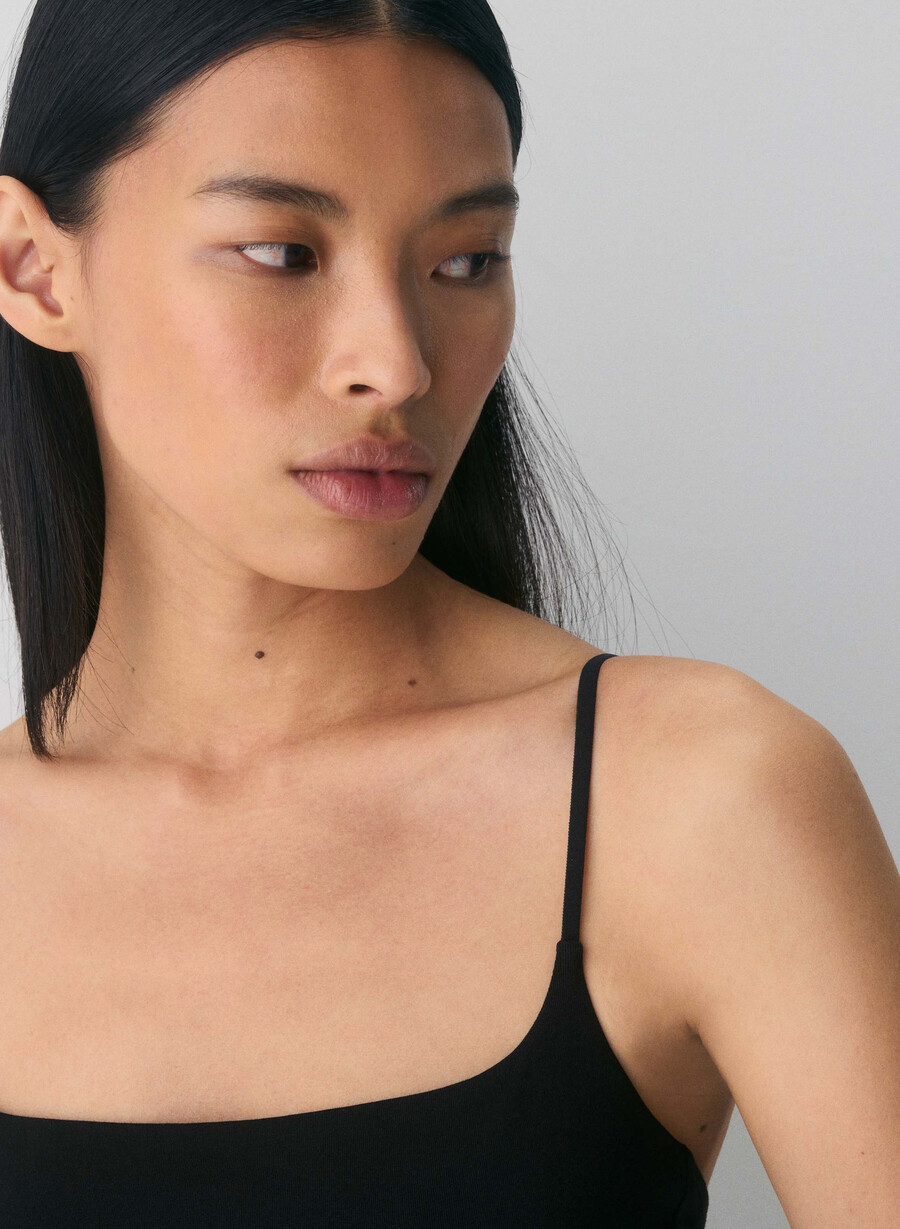 casual contour presence linne svart