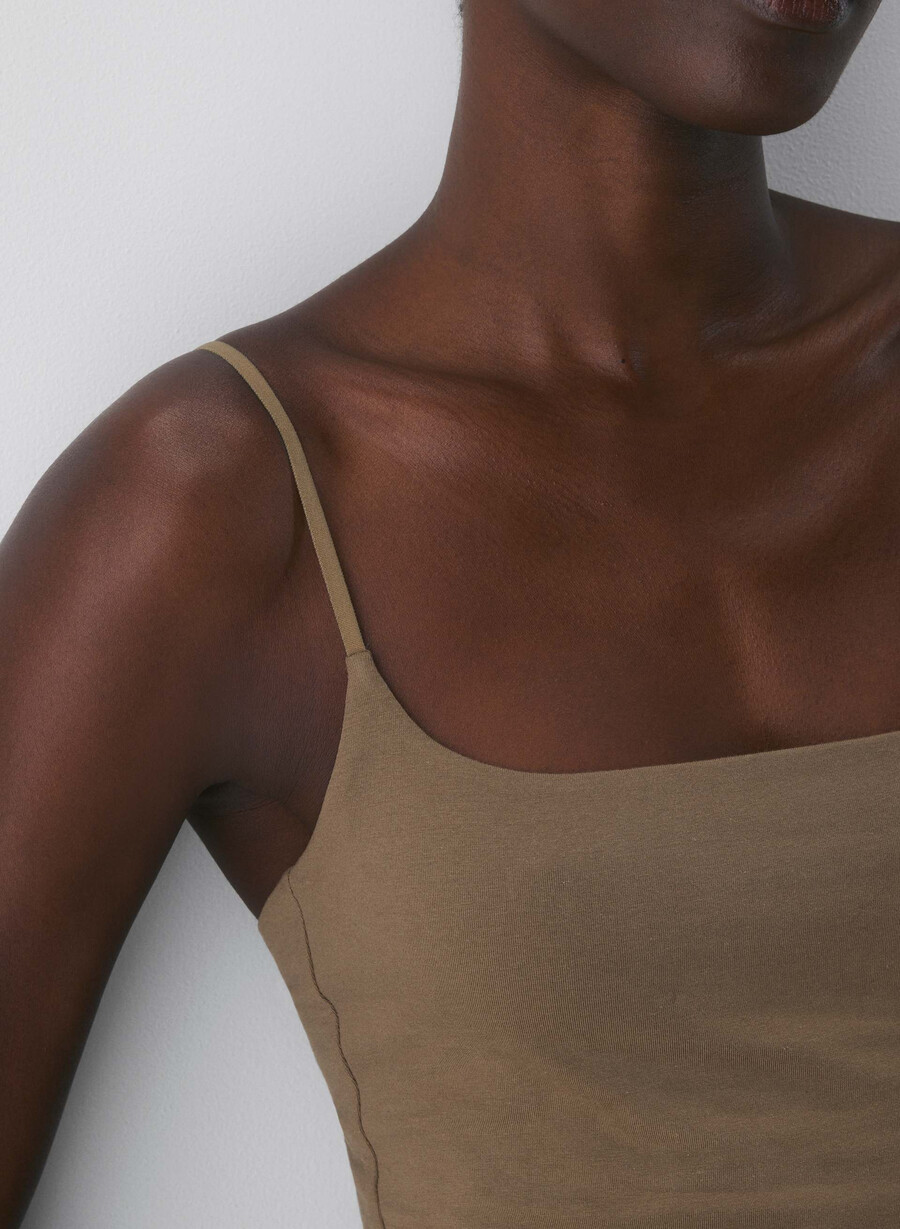 casual contour presence linne med linnemönster folio brun