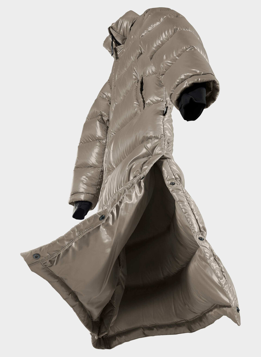 the super puff lång - högblank modern taupe