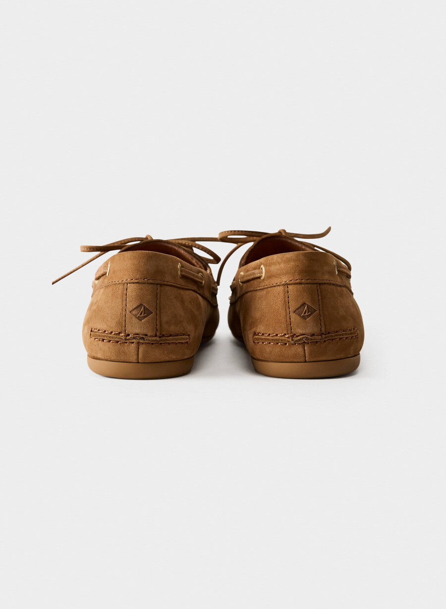 sperry x aritzia slim boat shoe - nubuckläder galley brun