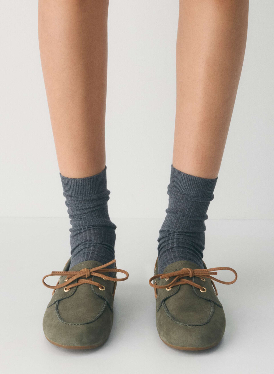 sperry x aritzia slim boat shoe - nubuckläder mainstay beige