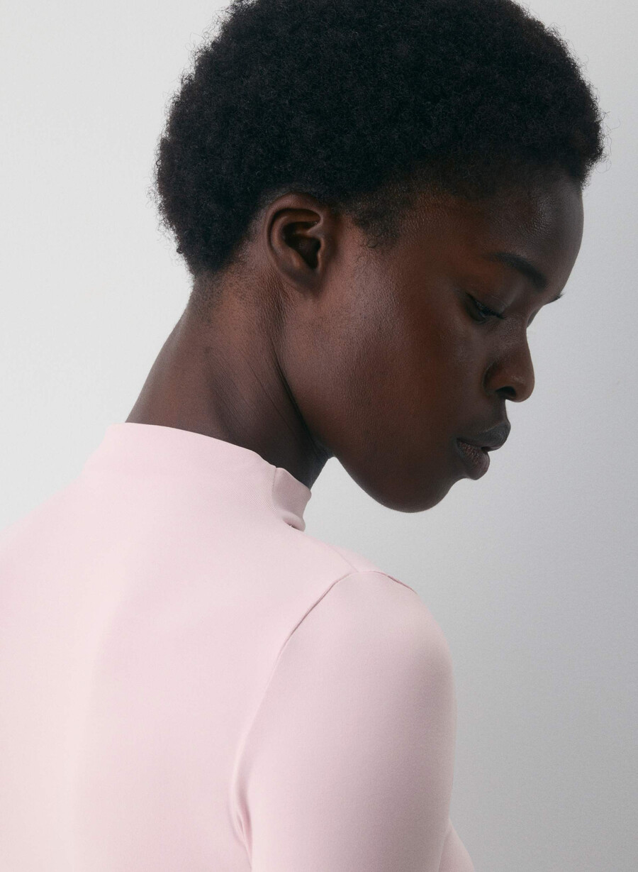 original contour lyric mockneck dammig rosa