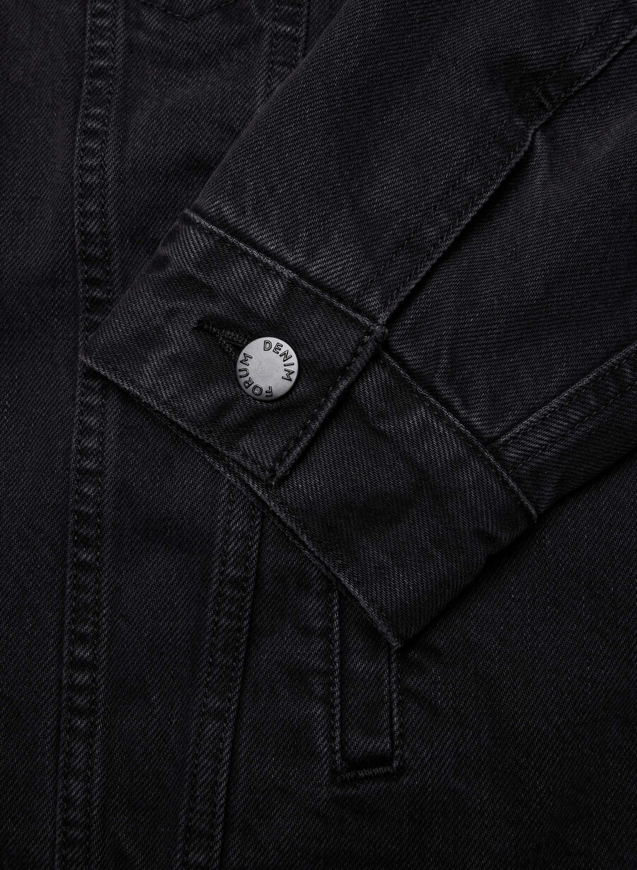denim forum 90-tals vintage sherpajeansjacka svart eyeliner