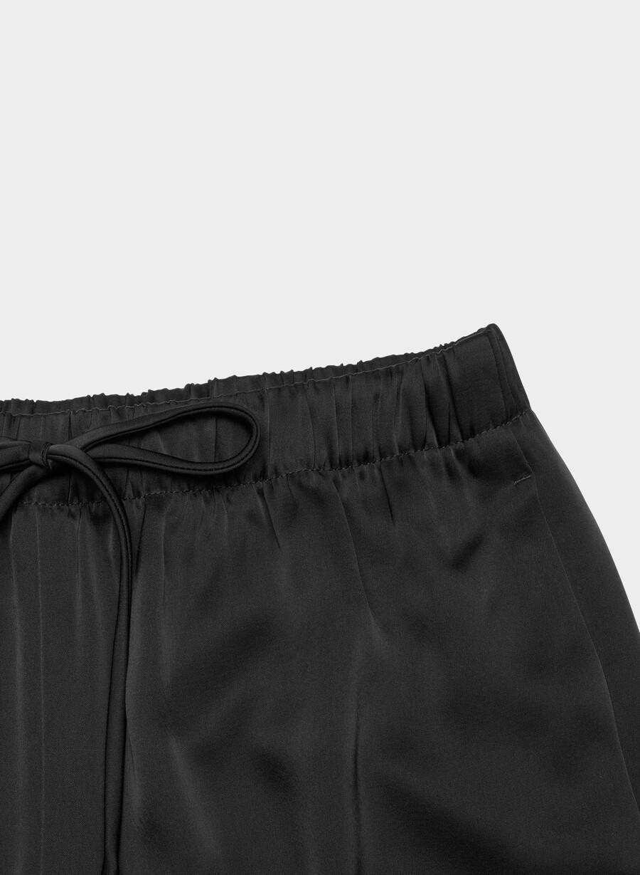 the lodge pant - satin svart