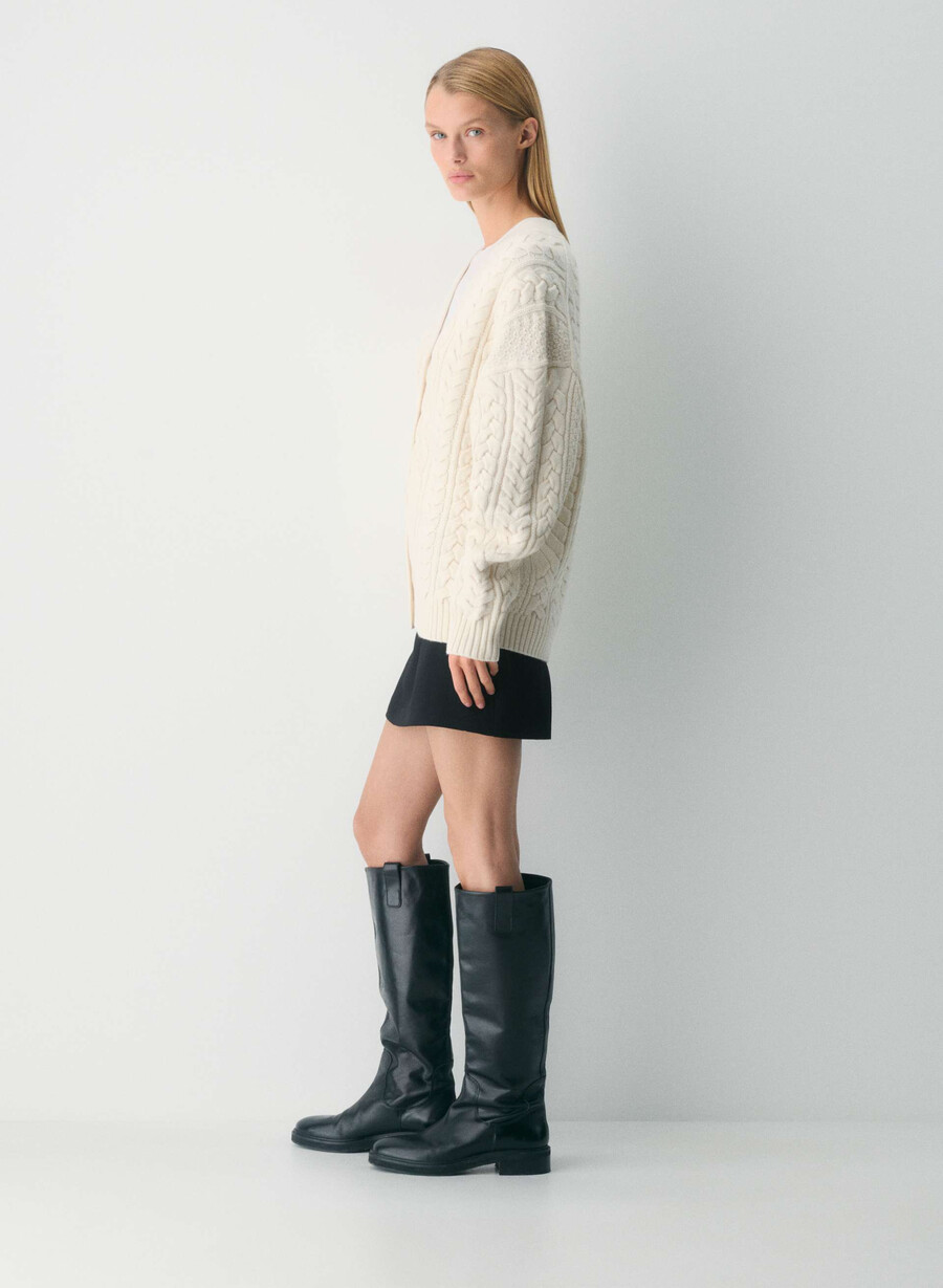heritage knit merinoull v-ringad kofta i mockabrun