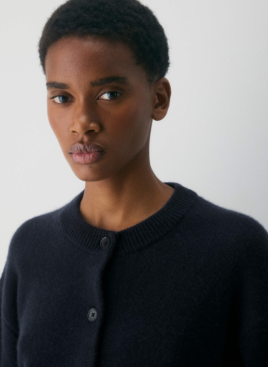 essential cashmere allegory cardigan mÖrk nattsblÅ