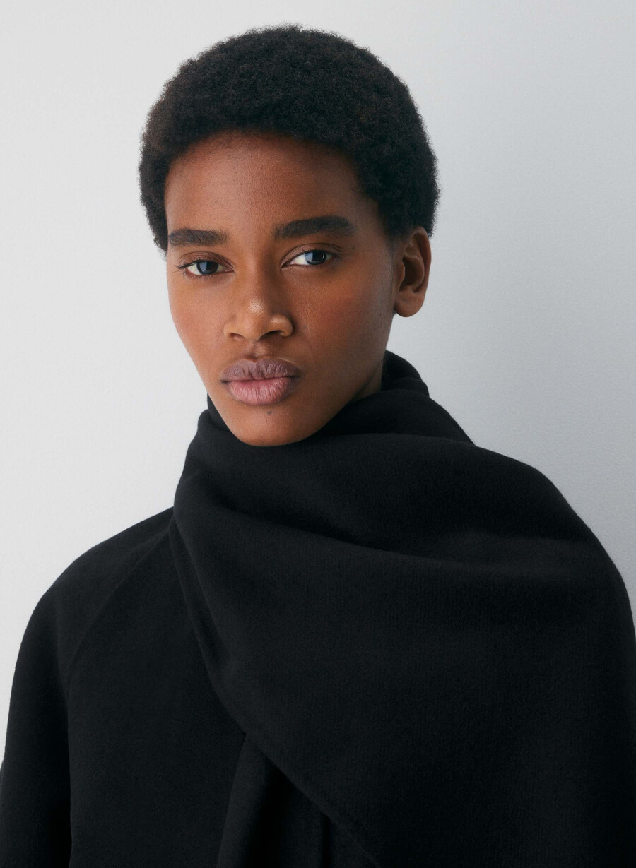 the embrace dubbelsidig kappa - luxe rewool svart