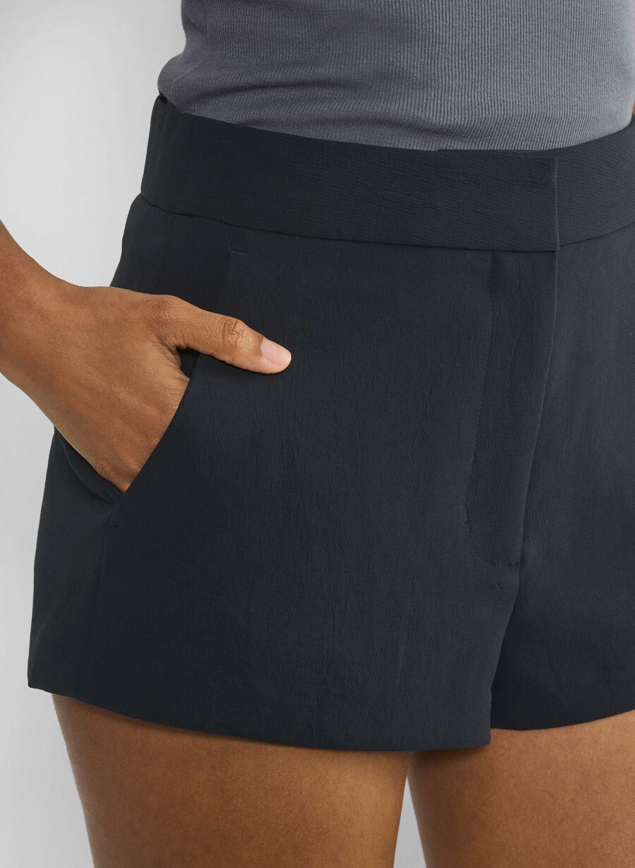 the limitless short micro mÖrk nattsmalayn