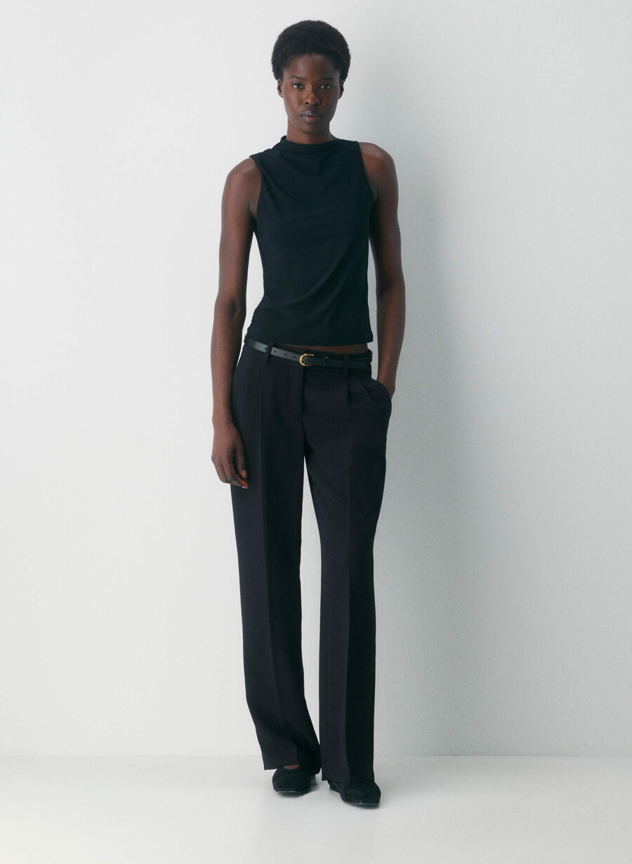 the effortless pant curve-fit lo-rise - crepette svart