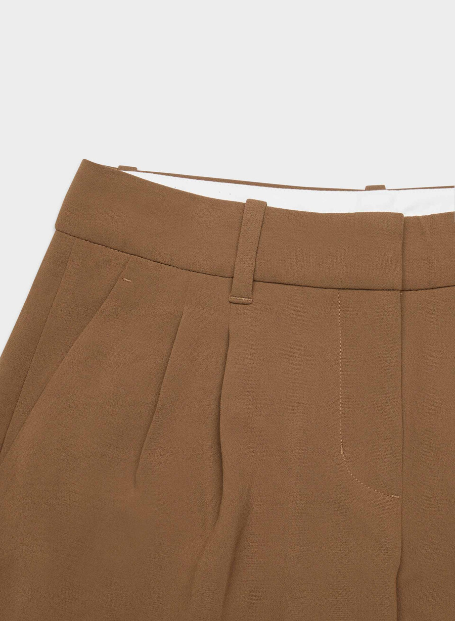 the effortless pant curve-fit lo-rise - crepette chokladbrun
