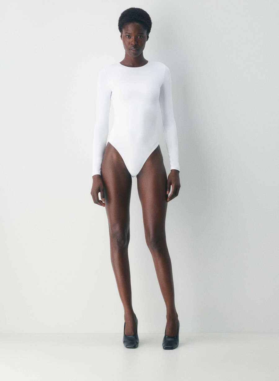 original contour turn bodysuit ljusvit