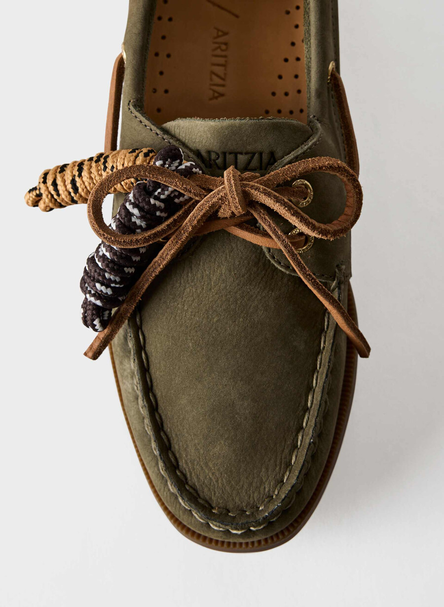 sperry x aritzia ao båtsko - nubuckläder dk willow green