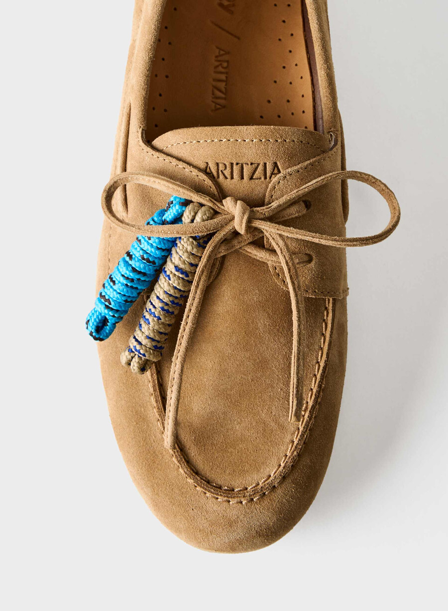 sperry x aritzia slim boat shoe - mocka tan khaki