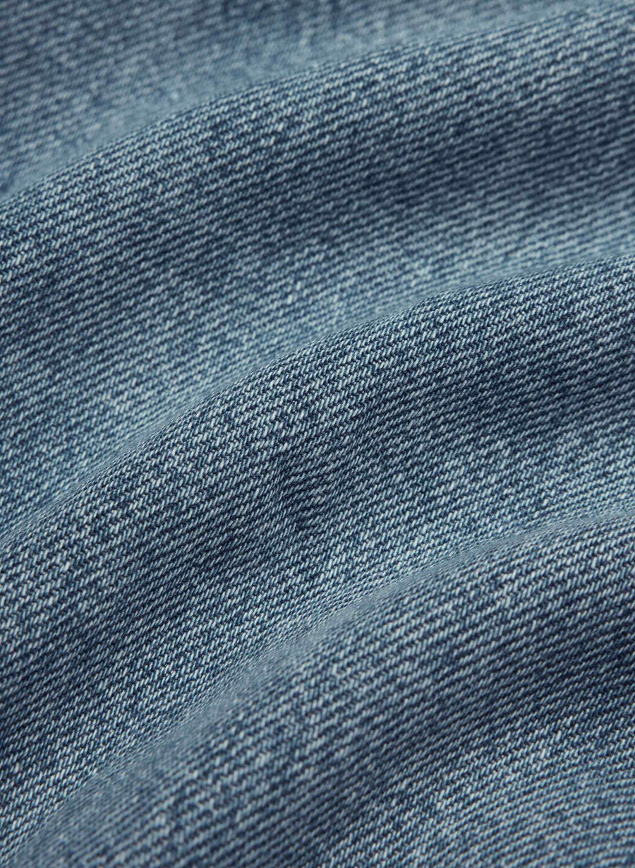 denim forum 90-tals vintagejeans med låg midja och manschett 5 år kiss n tell svart