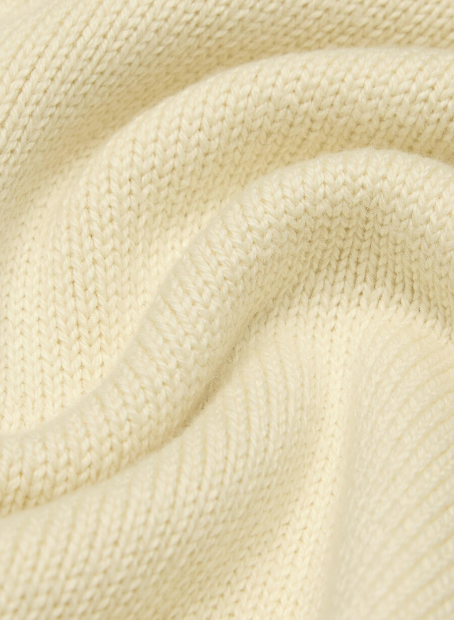 cotton charm peggy icon tröja sand dune vitbro