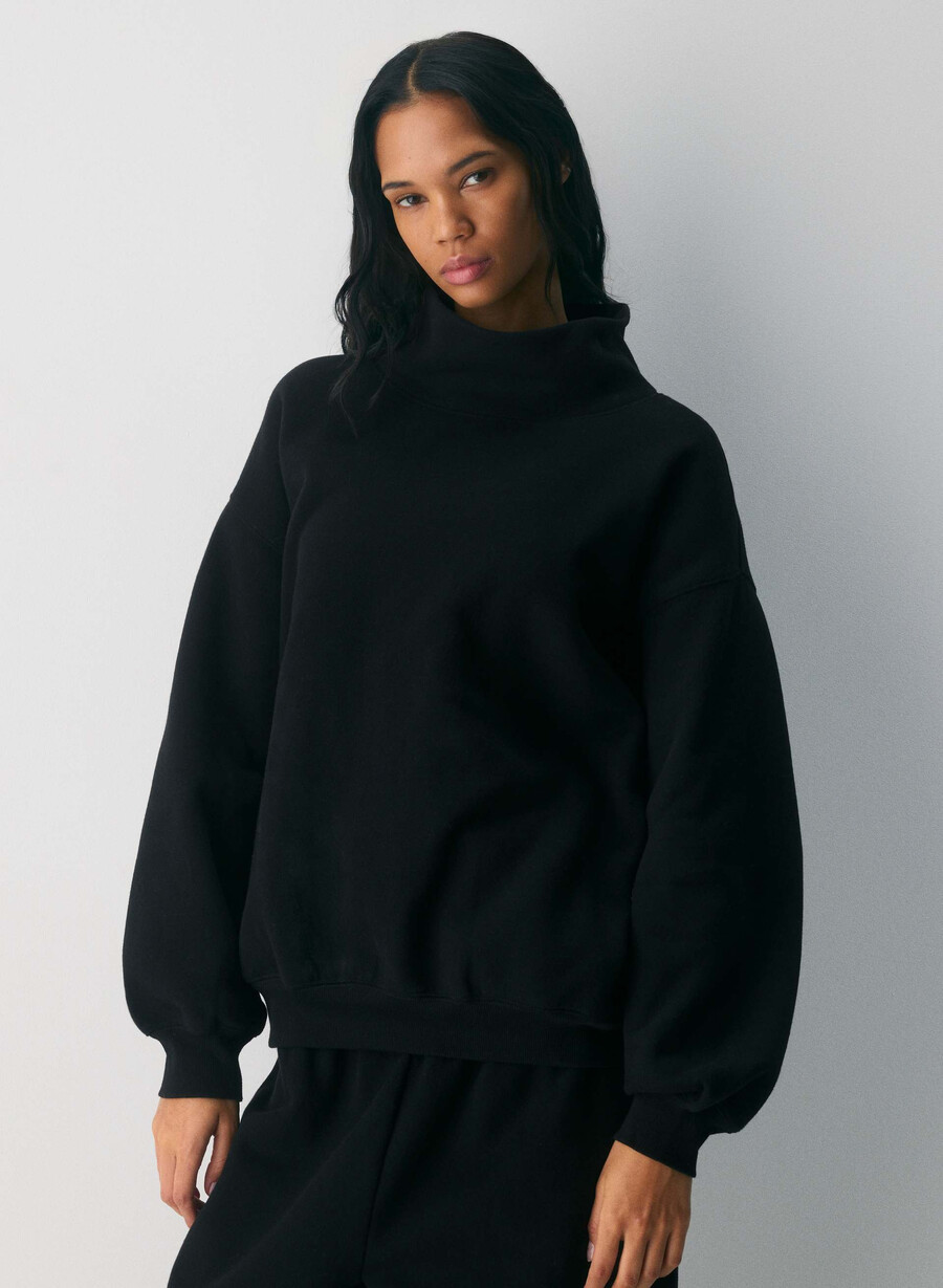 mysig sweatfleece mega funnel neck svart