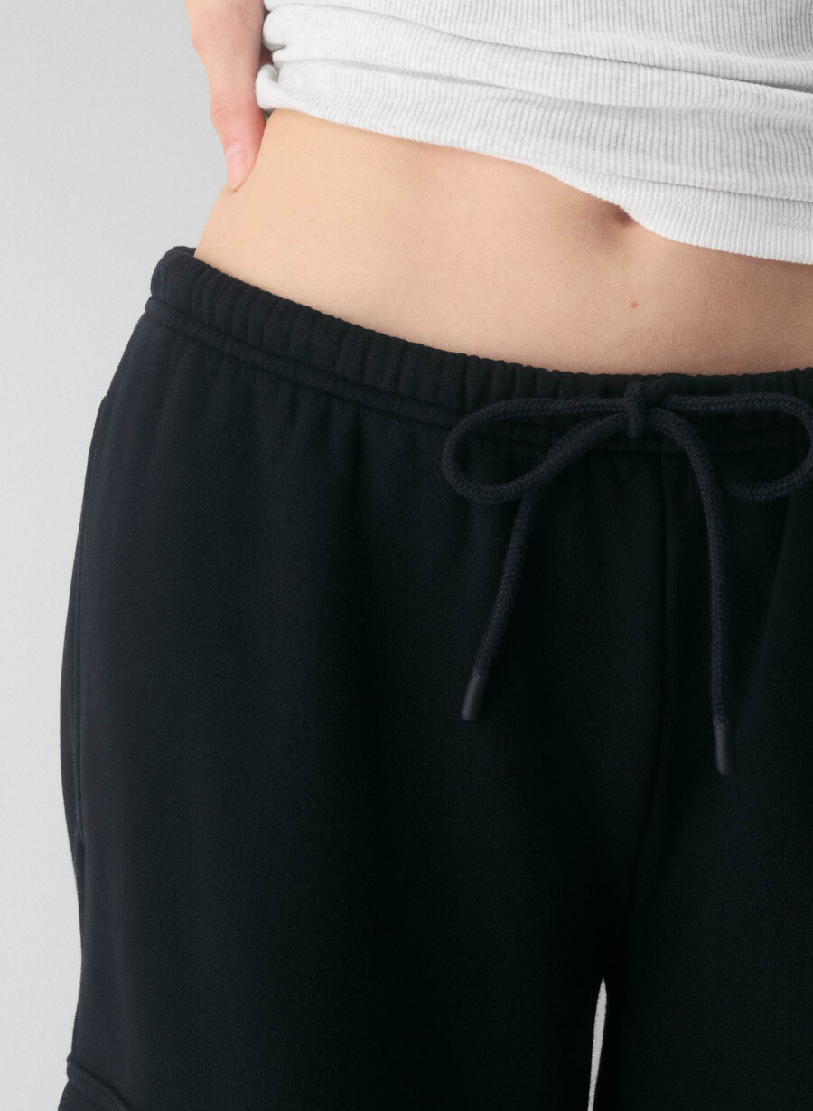 mysig fleece mega cargo flutter sweatpants svart