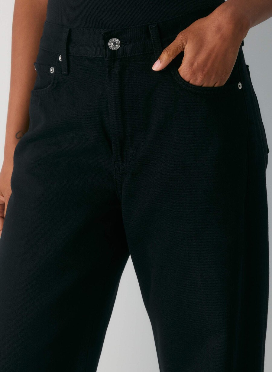 citizens of humanity miro långa avslappnade jeans enfärgade svarta