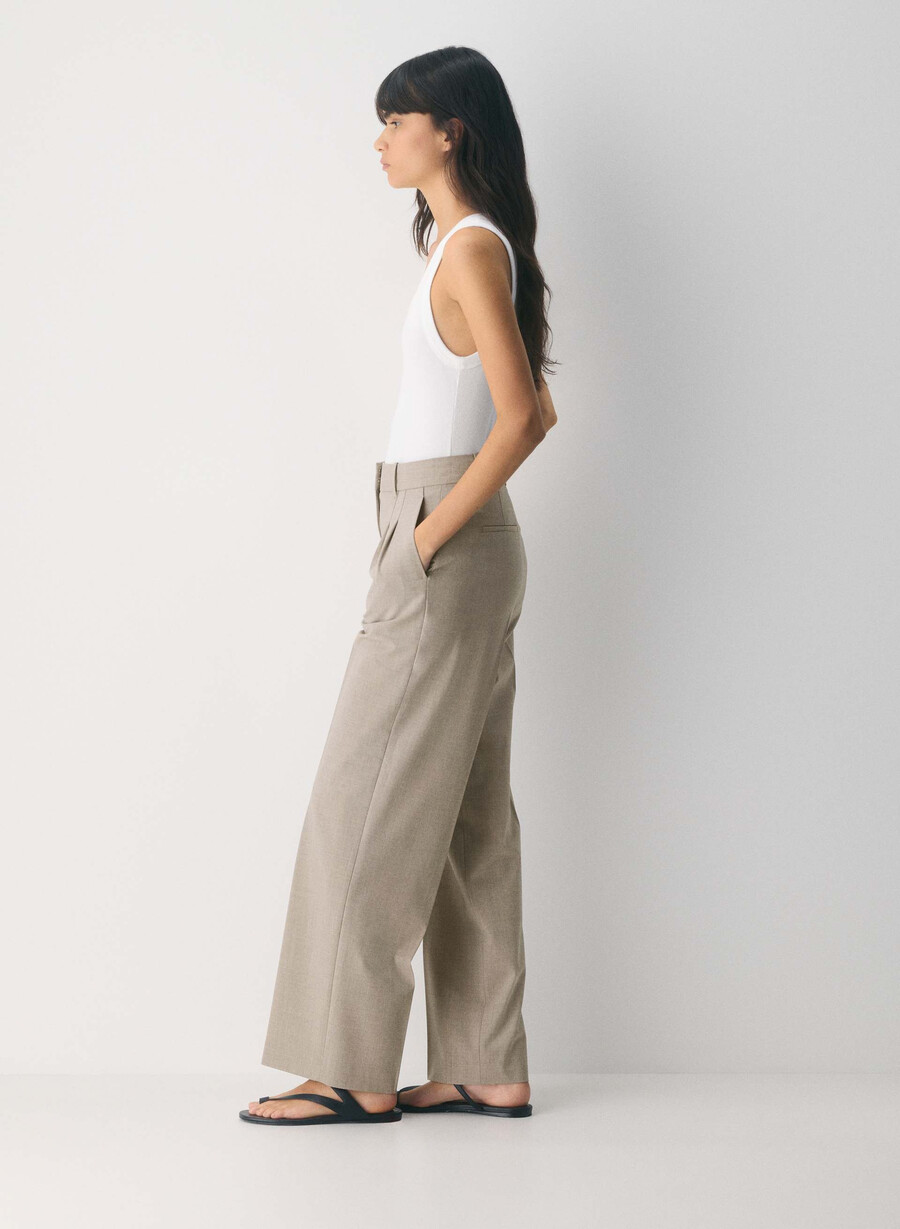 the effortless pant ull ljus nutmeg