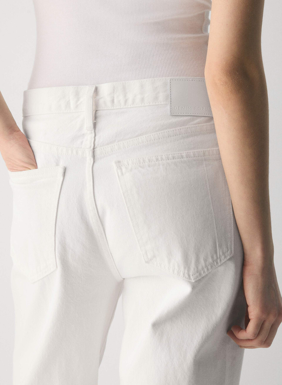 denimforum 90-talets iggy lo-rise baggy jeans en liten vit lÖgn