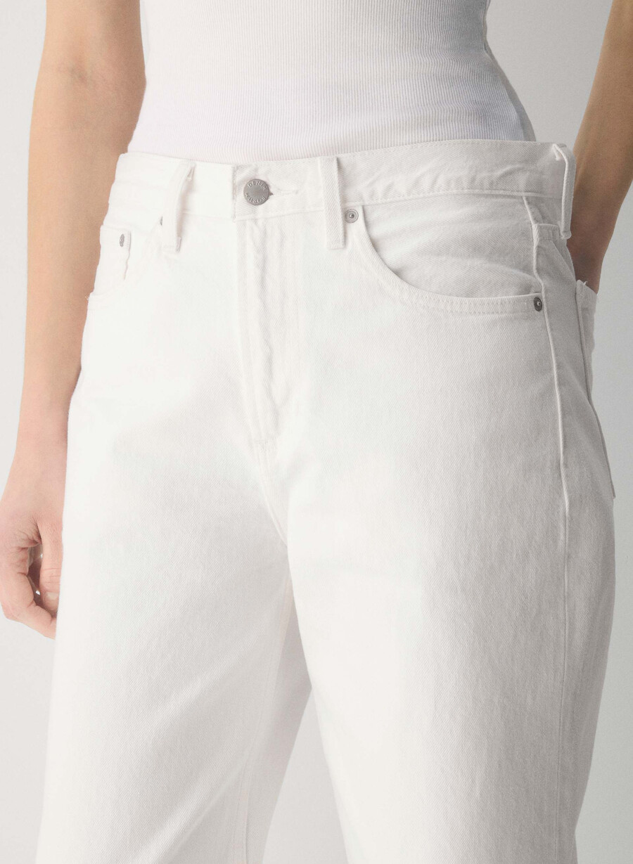 denimforum 90-talets iggy lo-rise baggy jeans en liten vit lÖgn