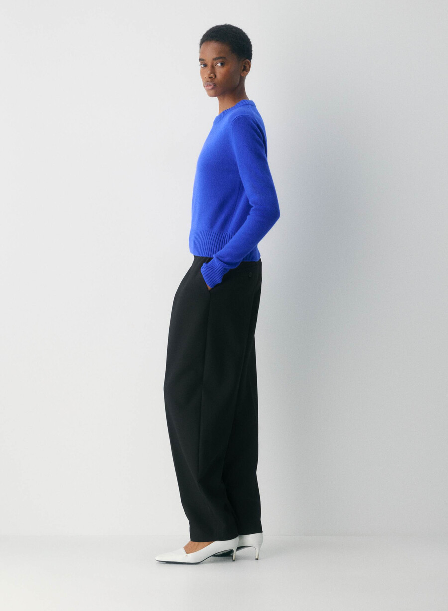 essential cashmere shrunken crew-tröja ablaze blÅ
