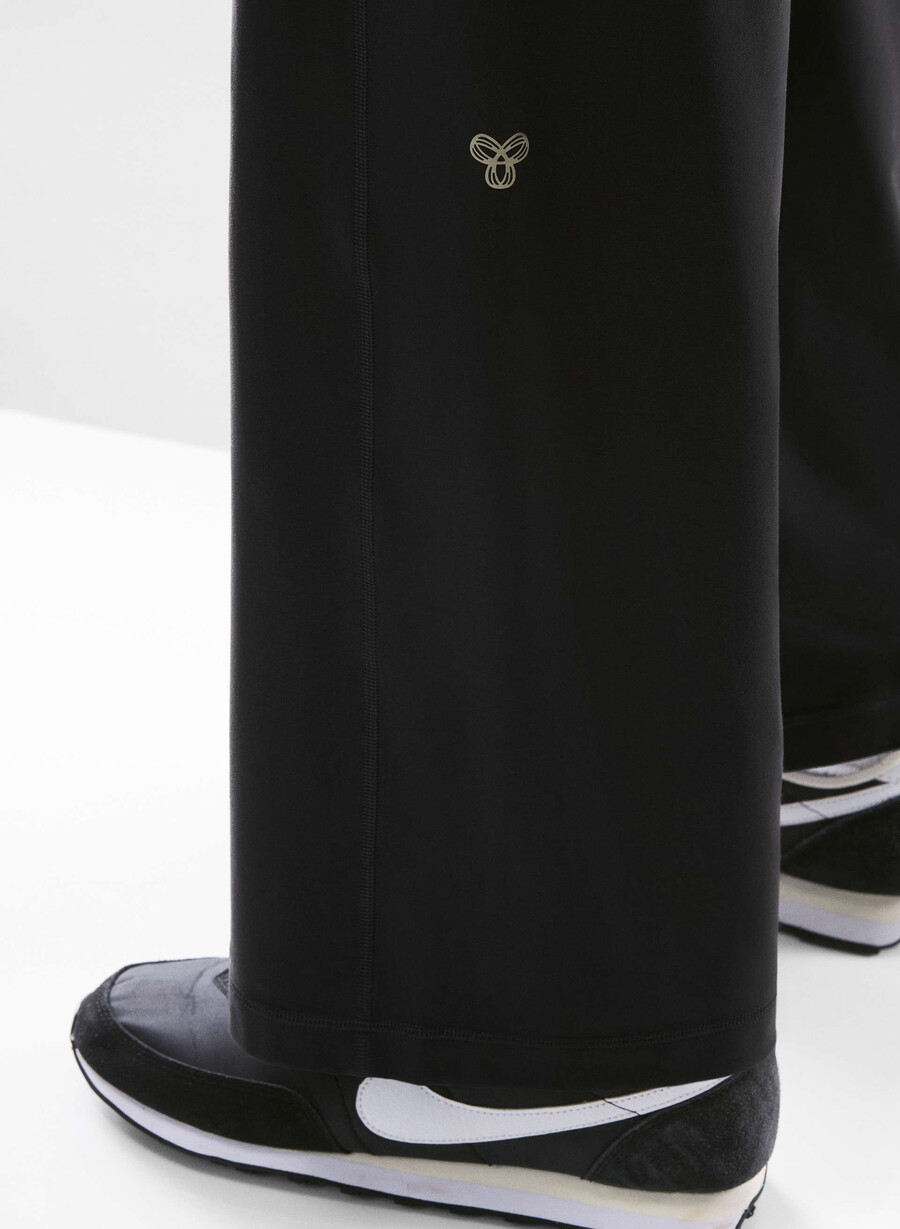 butter recovery pant svart