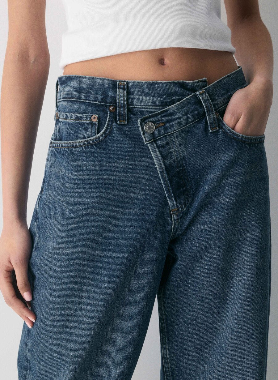 agolde arc criss cross jeans form