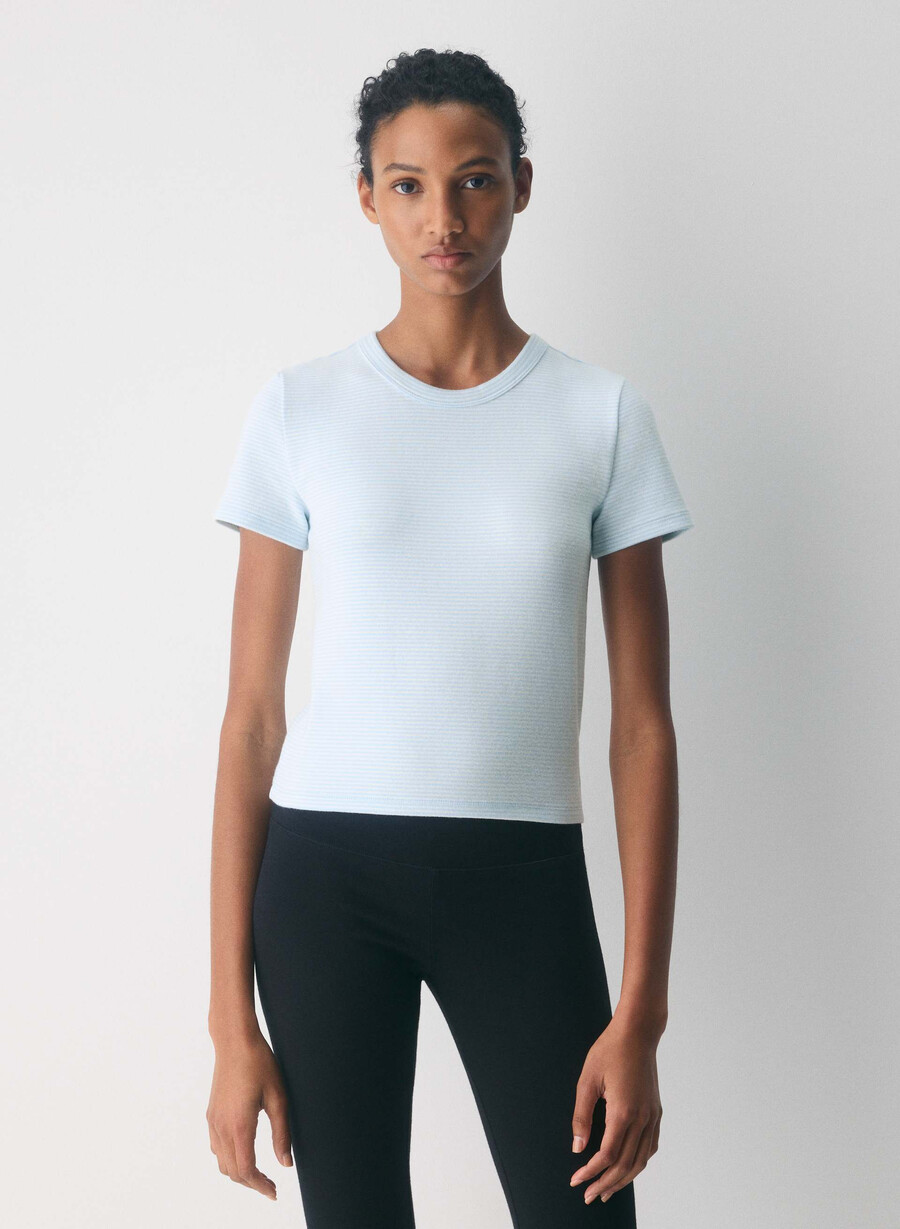 besthug liten ribbad t-shirt villablÅvit
