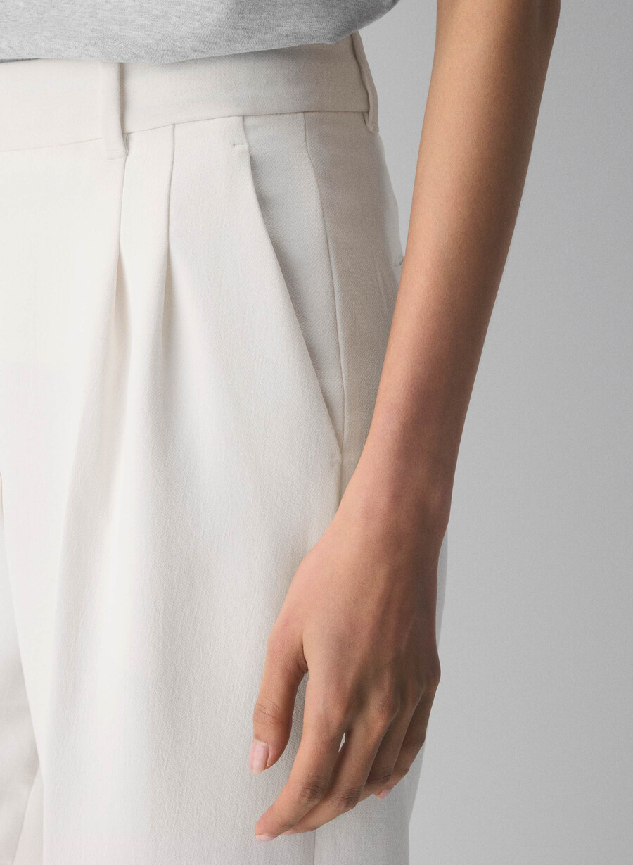 the effortless pant - crepette ljus bjÖrk