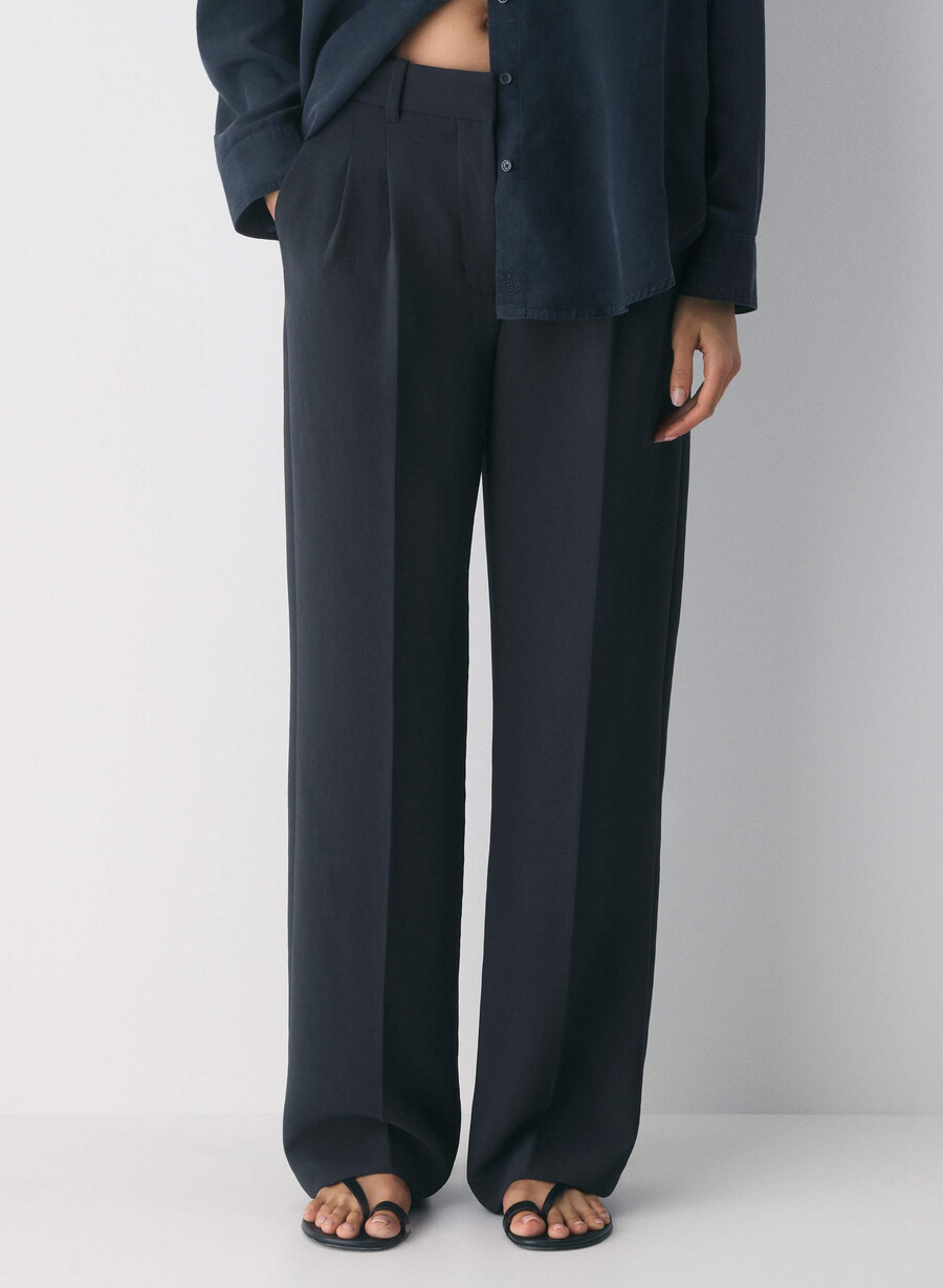 the effortless pant - crepette dark nat navy