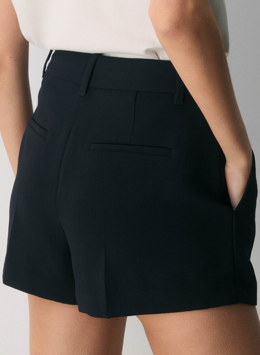 the effortless short mini - crepette svart