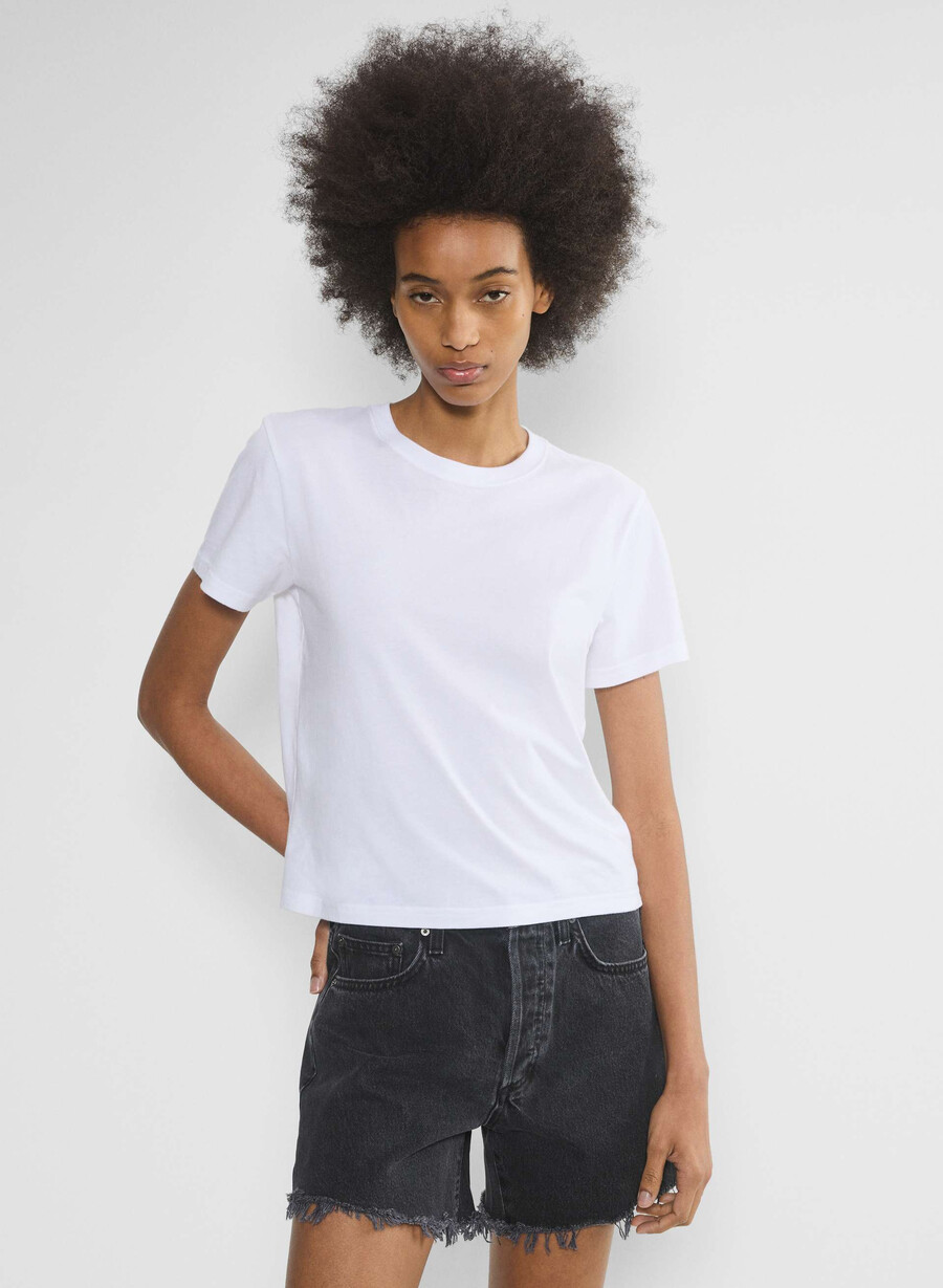 denim forum ex-pojkvännen mid thigh short svart eyeliner