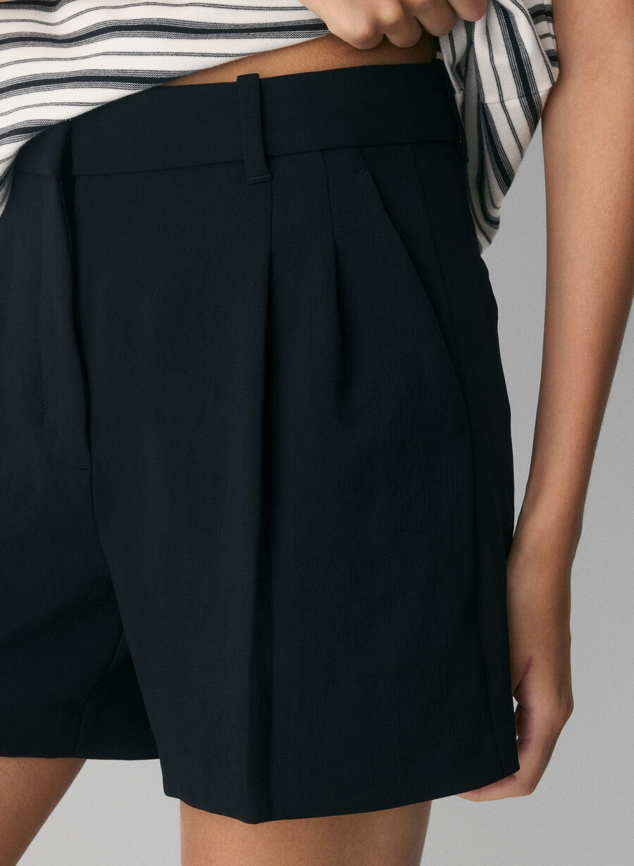 effortless short mid-thigh - crepette black