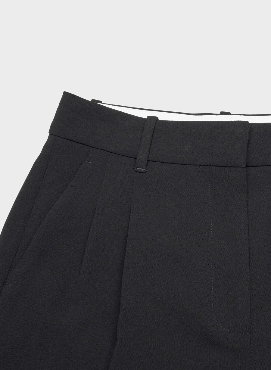 effortless short mid-thigh - crepette black