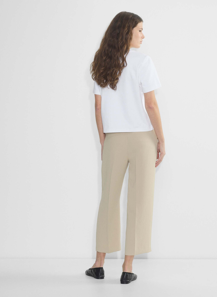 the effortless pant cropped - crepette marcona beige
