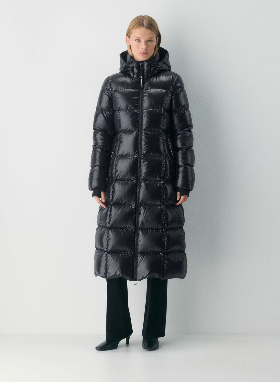 supersnug puff lång - högblank svart