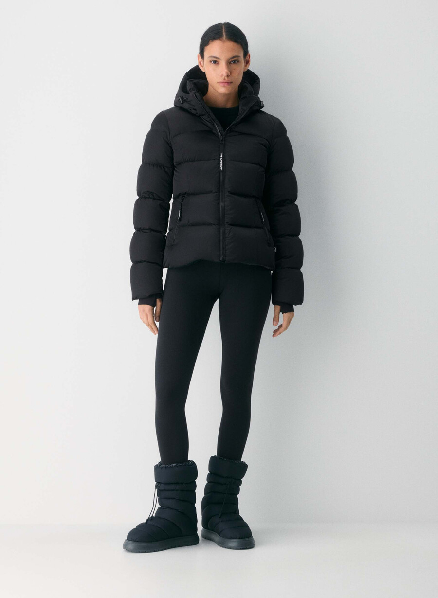 supersnug puff - satin flex svart