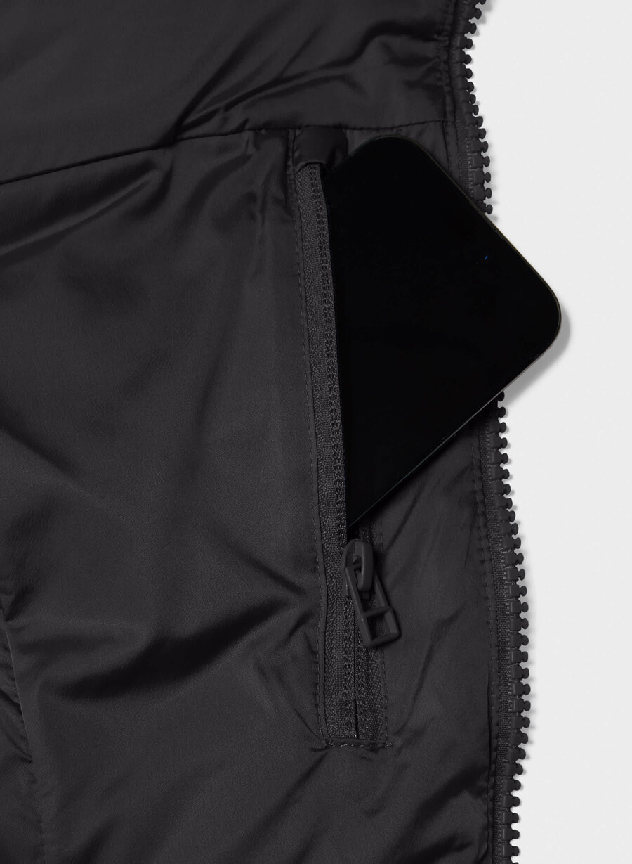 supersnug puff - satin flex svart