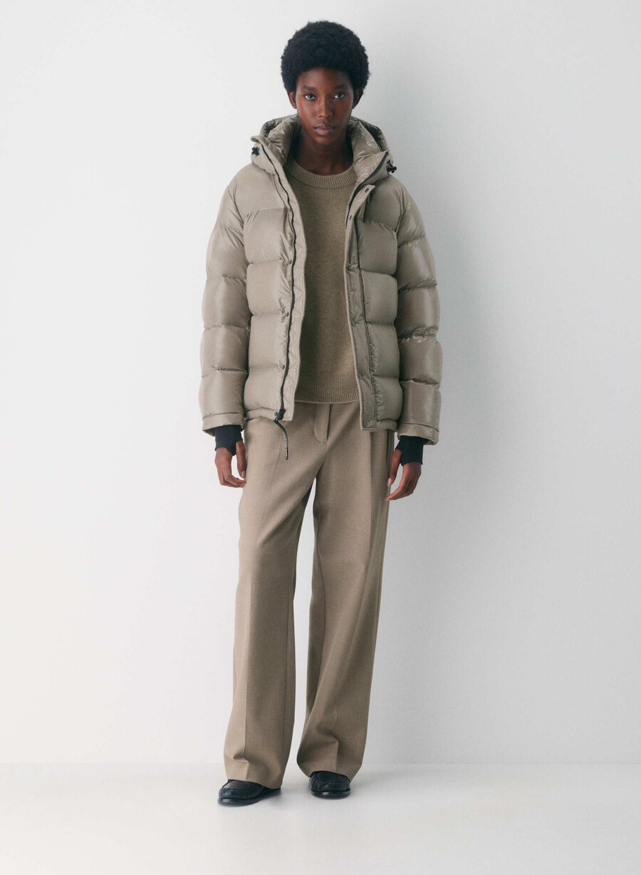 super puff högblank modern taupe
