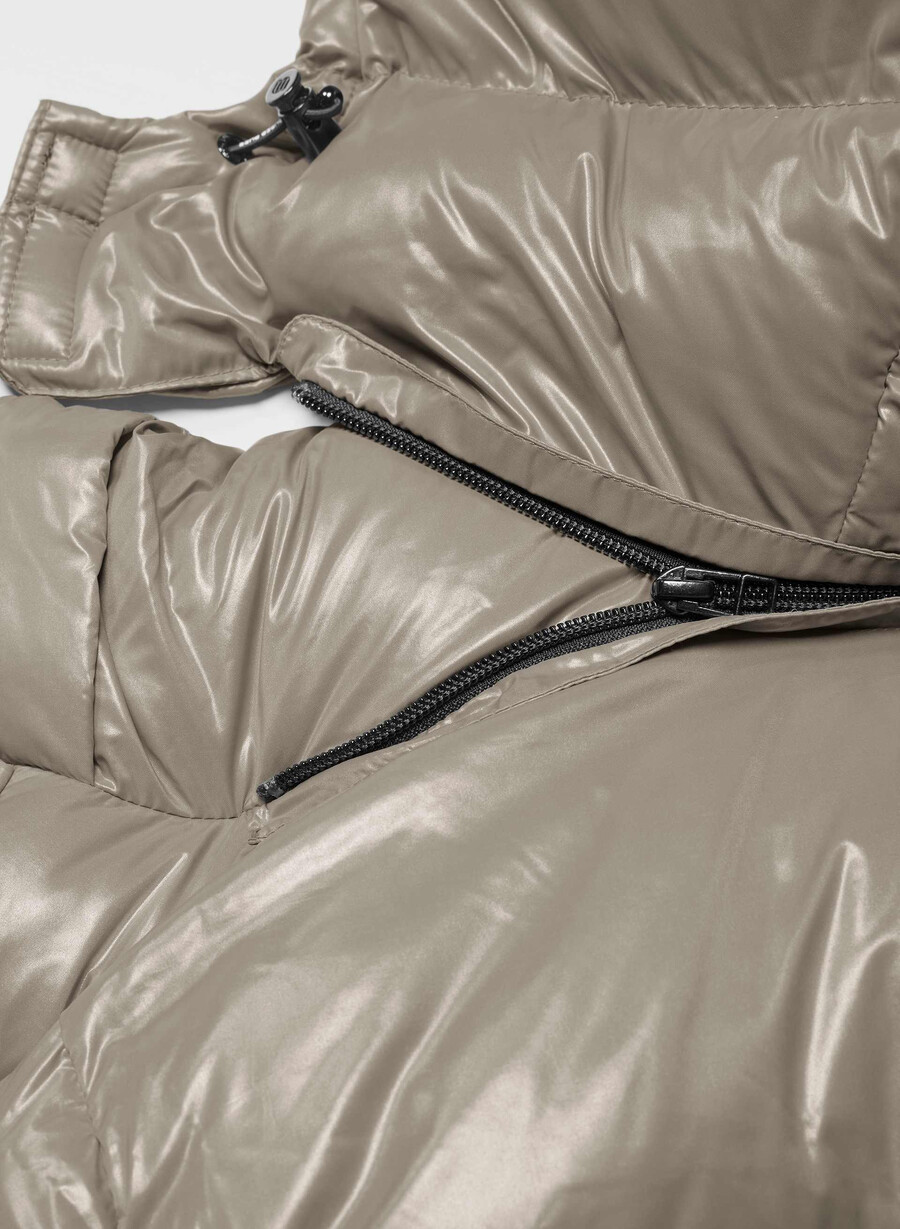 super puff högblank modern taupe