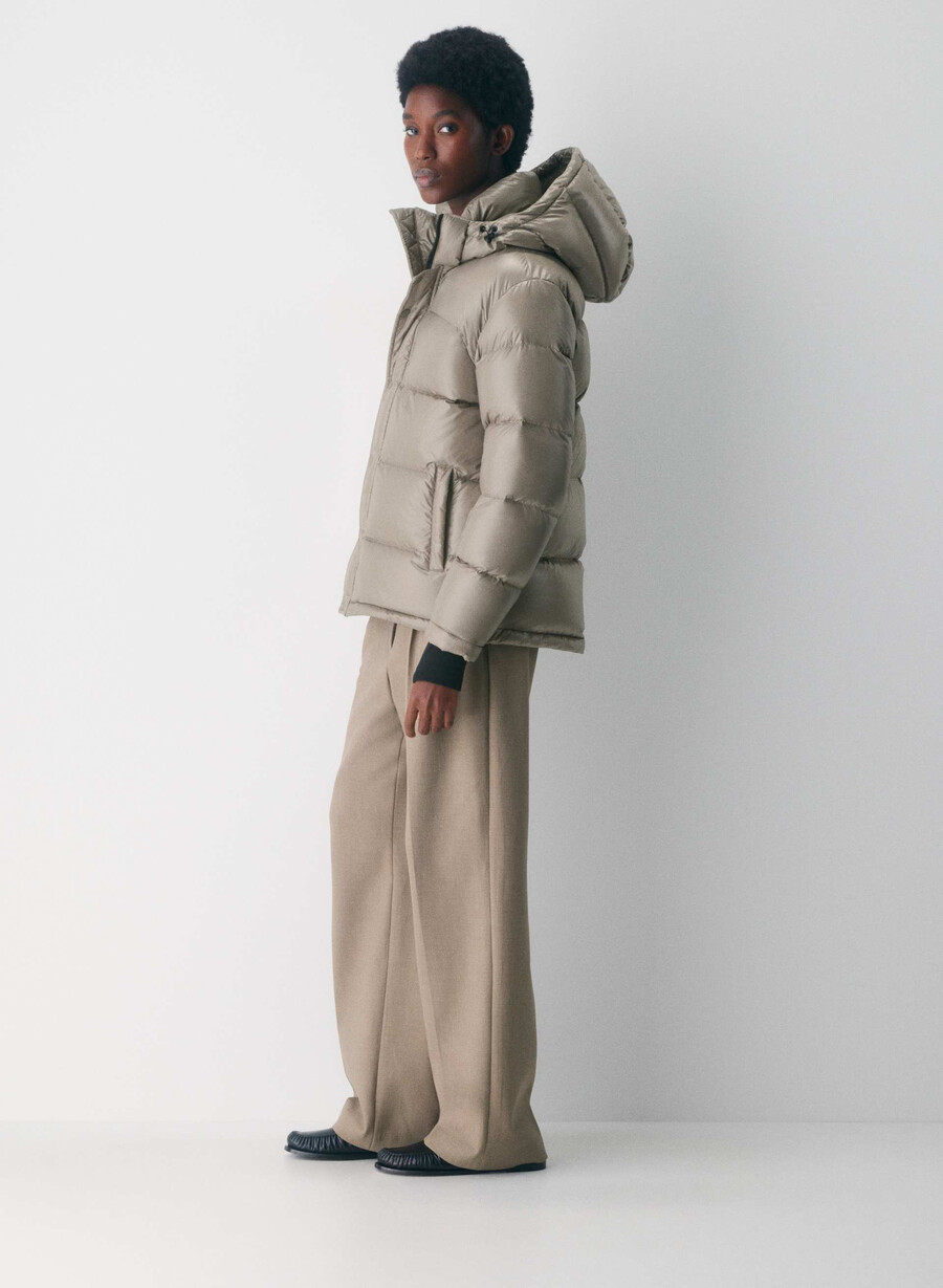 super puff högblank modern taupe
