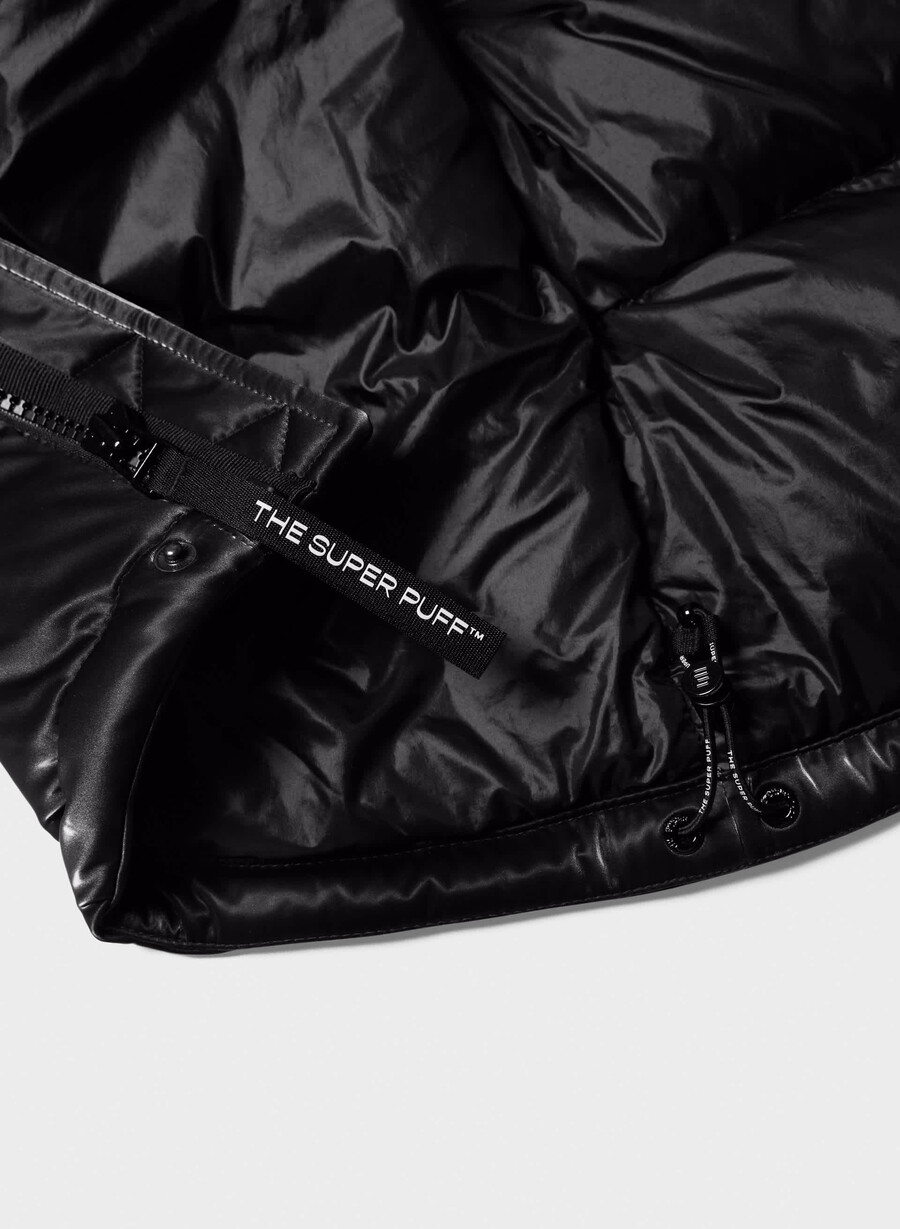super puff liquid shine black