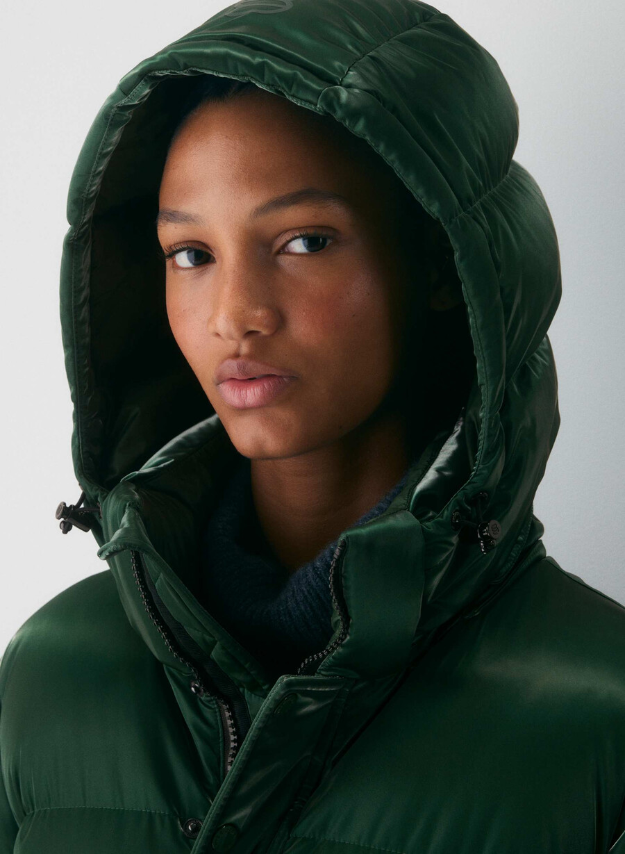 super puff flytande glans campus green