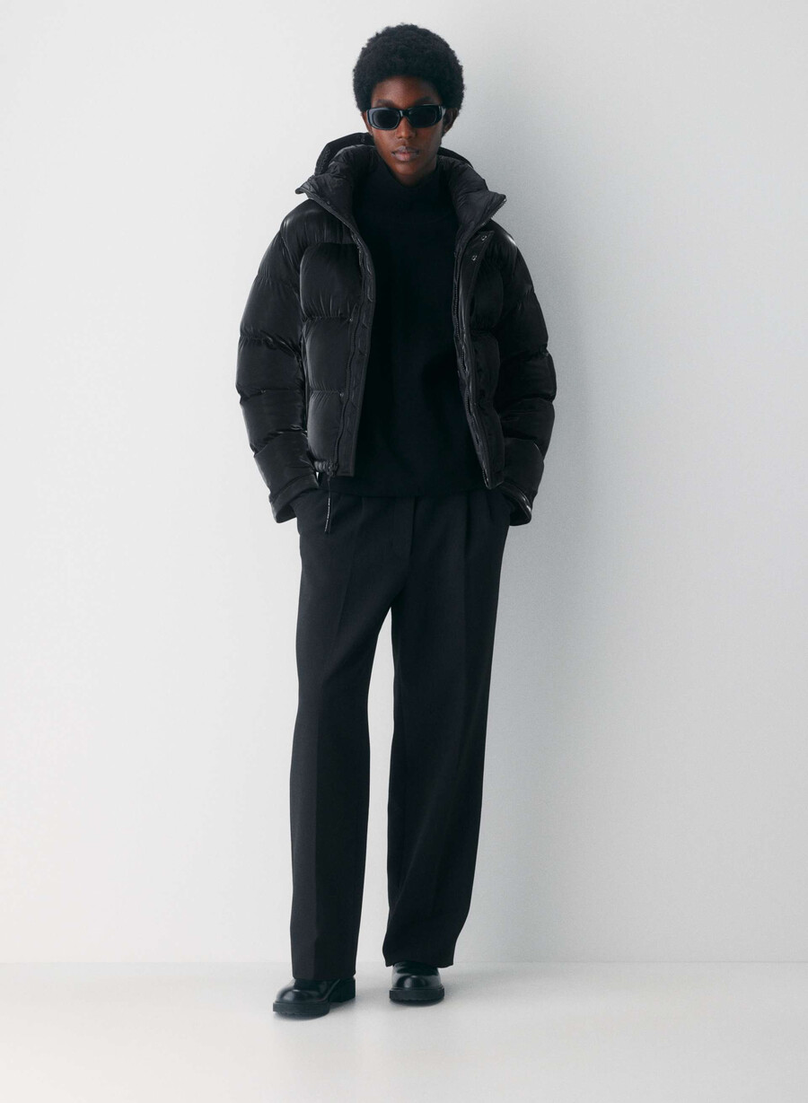 super puff shorty - flytande glans svart