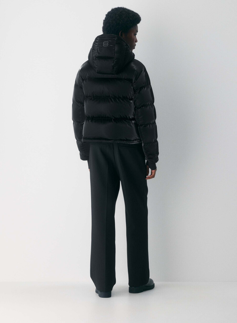 super puff shorty - flytande glans svart