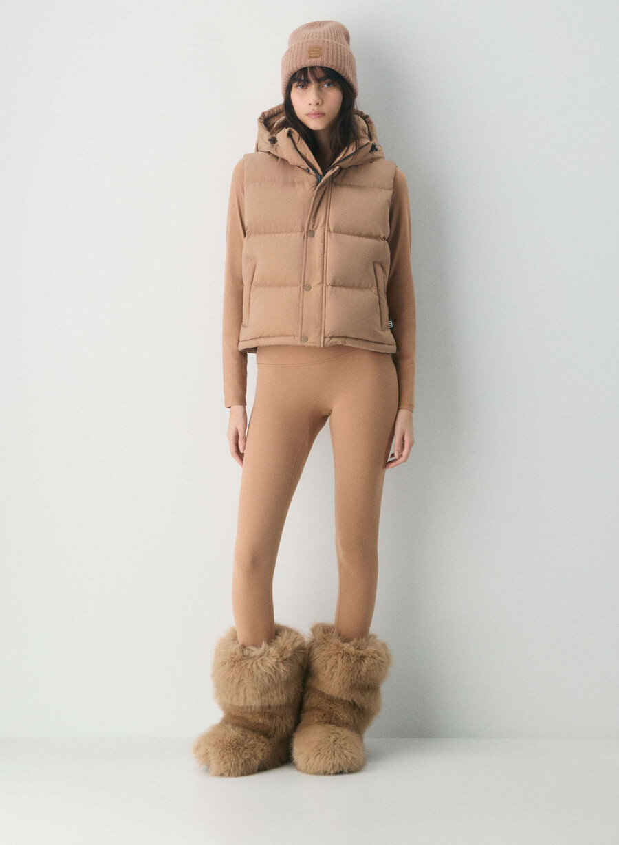 super puff shorty vest - climatte chokladmousse