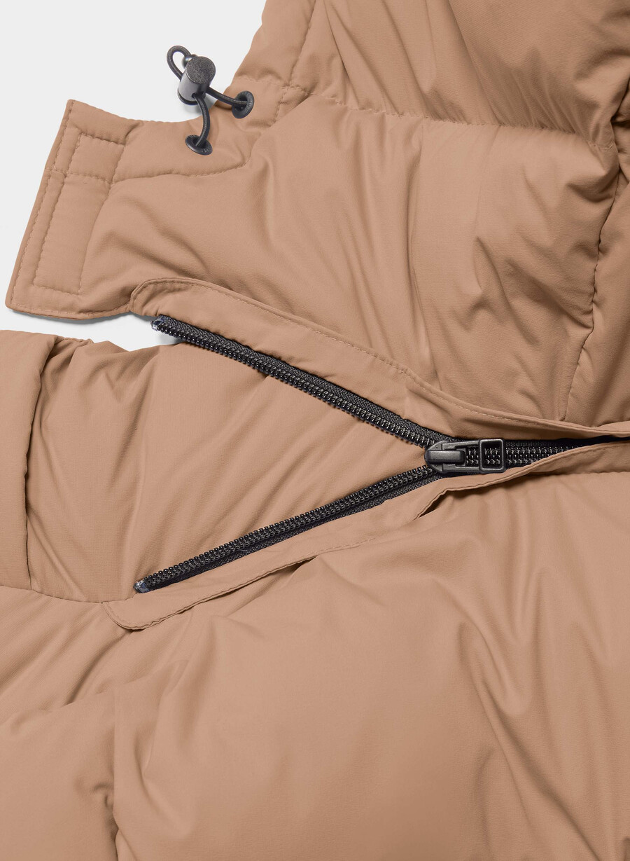 super puff shorty vest - climatte chokladmousse